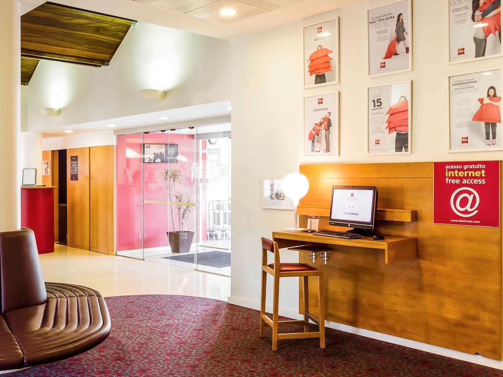 Ibis Setubal 10/48