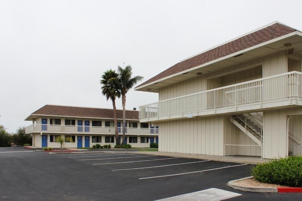 Motel6 Pismo Beach, CA in PISMO BEACH - CA