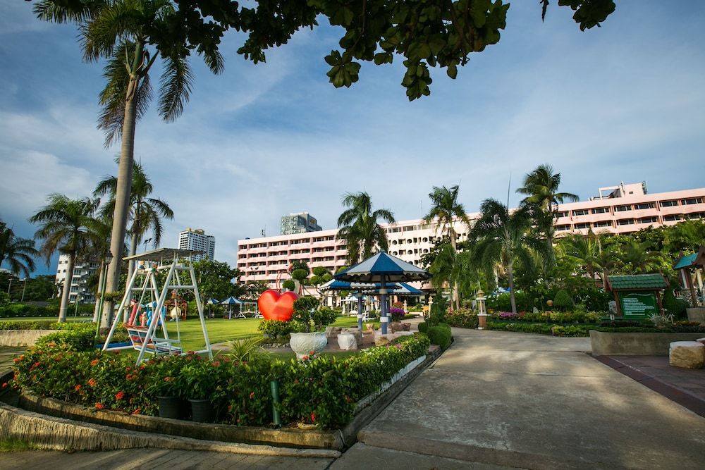 Asia Pattaya Hotel 70/78
