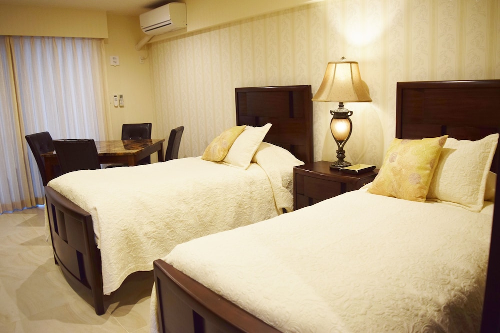 Wisteria Condominium Resort 12/50