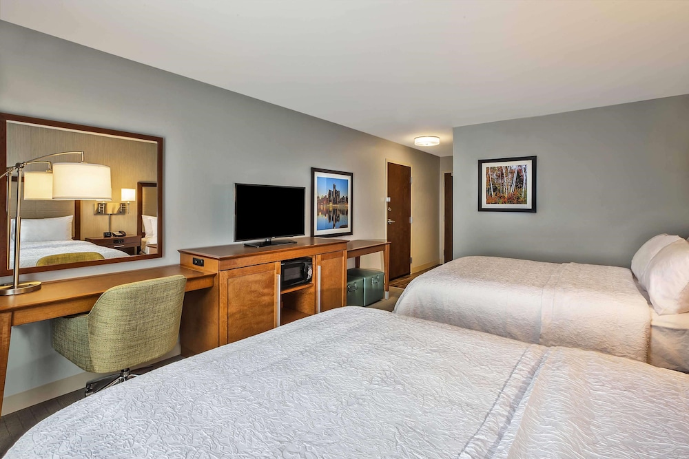 Hampton Inn West Bloomfield Novi 12/43