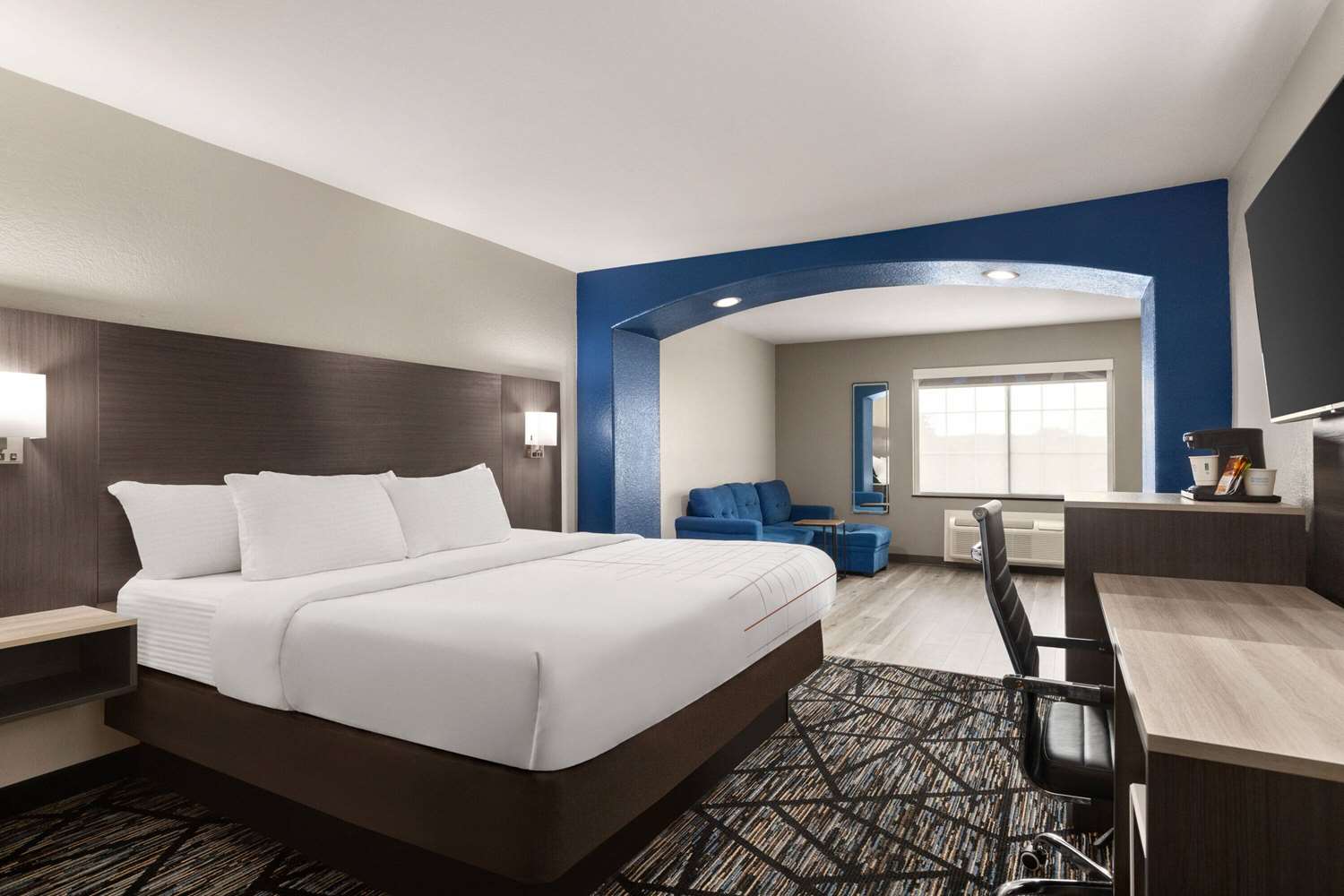 La Quinta Inn & Suites by Wyndham San Antonio N Stone Oak 10/24