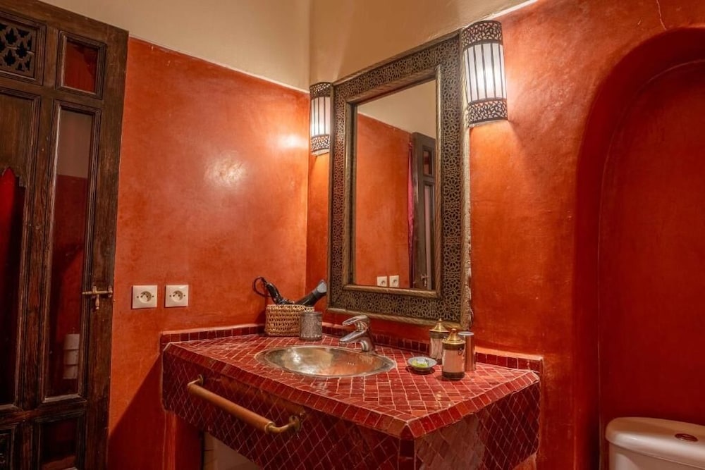 Riad Alaka 49/50