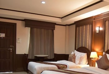 The Lion King Hotel 28/63