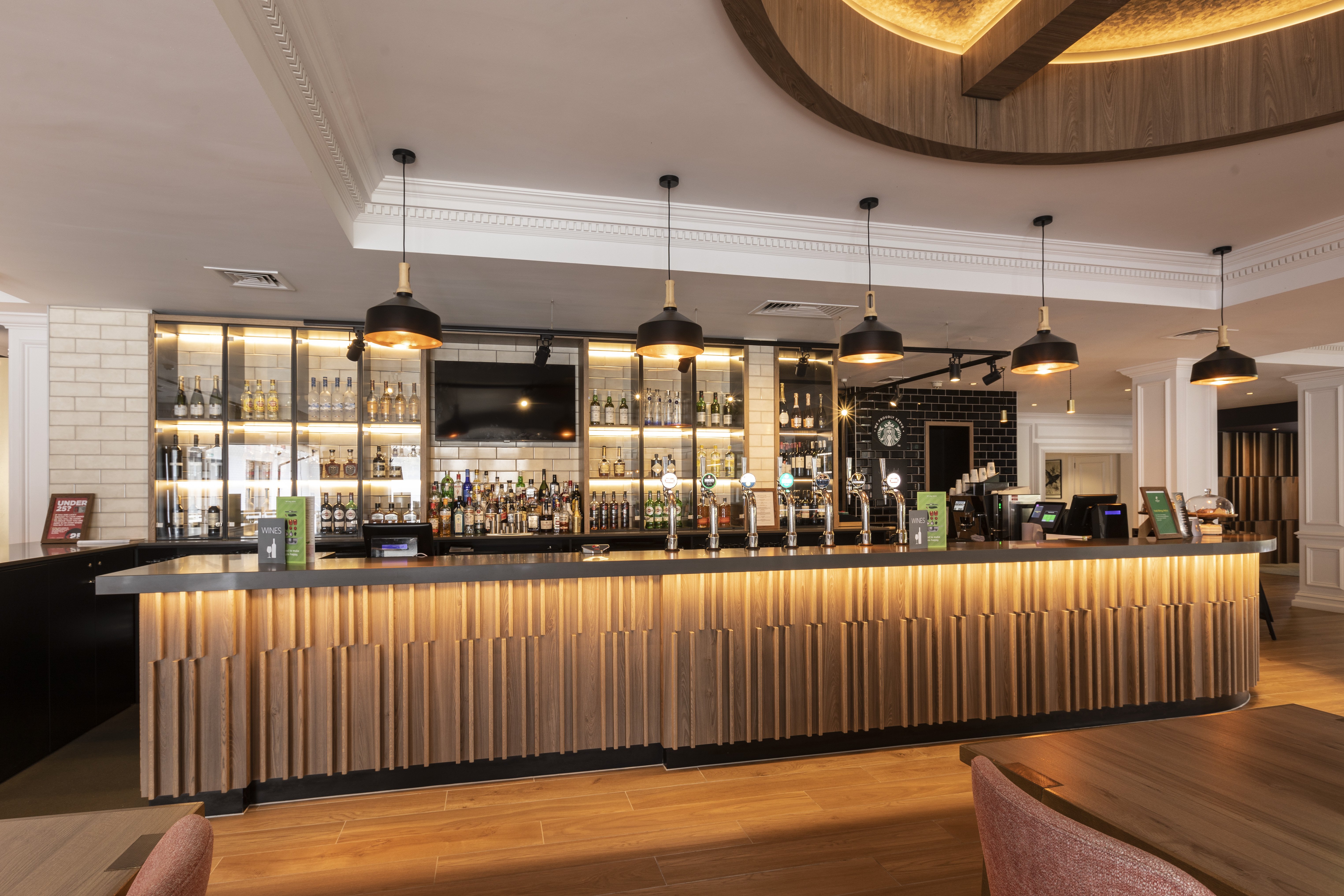 Holiday Inn Guildford 55/71