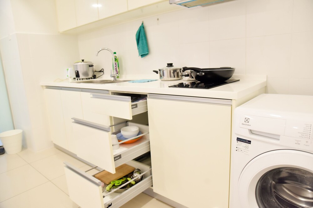 Encorp Strand Residence at Kota Damansara 4/50