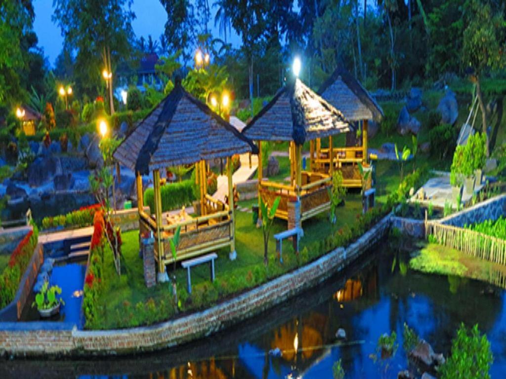 Grage Sangkan Spa Hotel 31/33