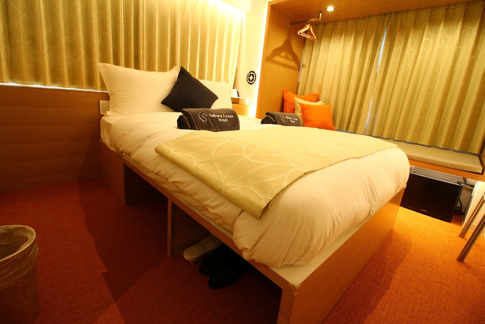 Sakura Cross Hotel Ueno Okachimachi 13/40