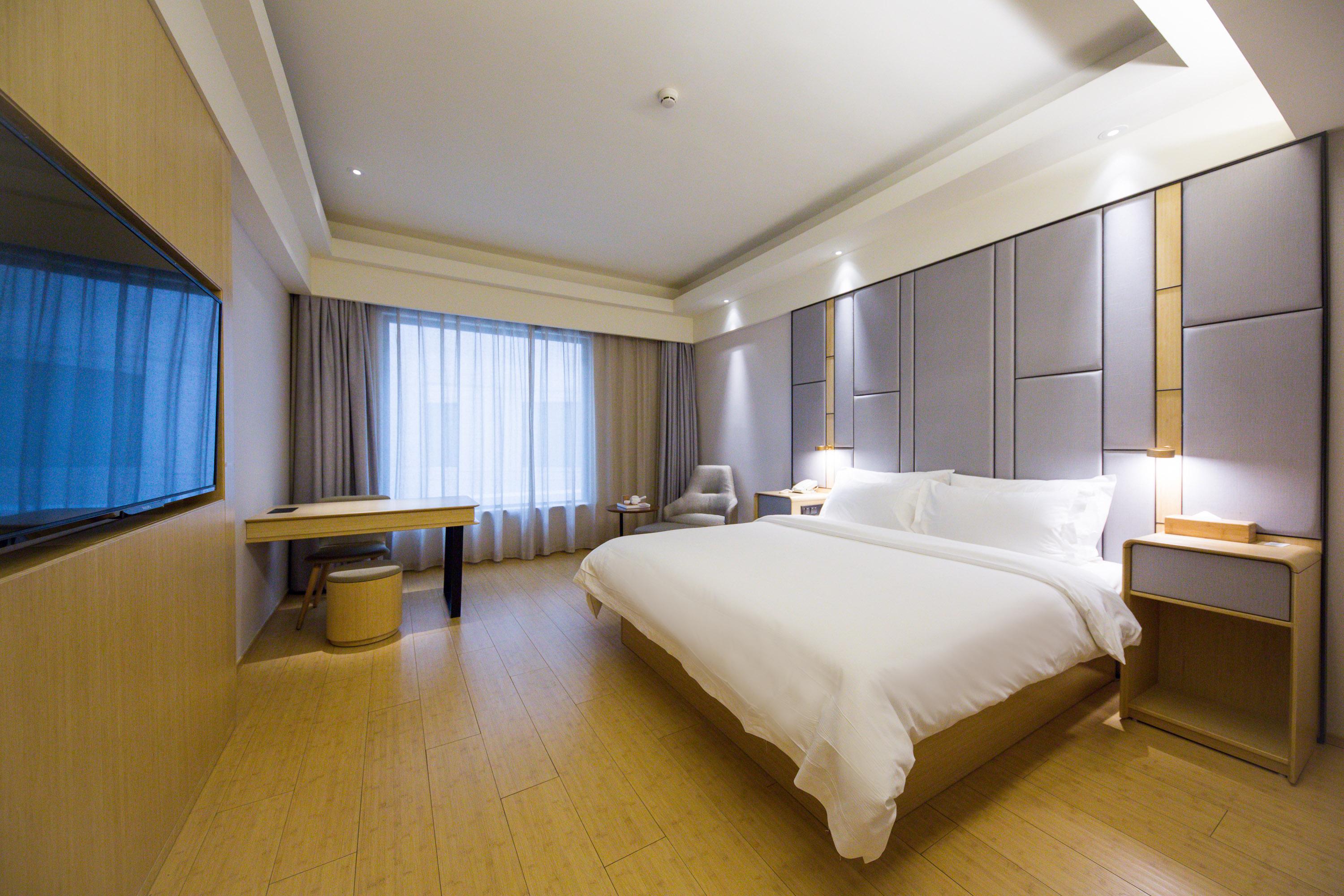 Superior, Double Bed, No Window