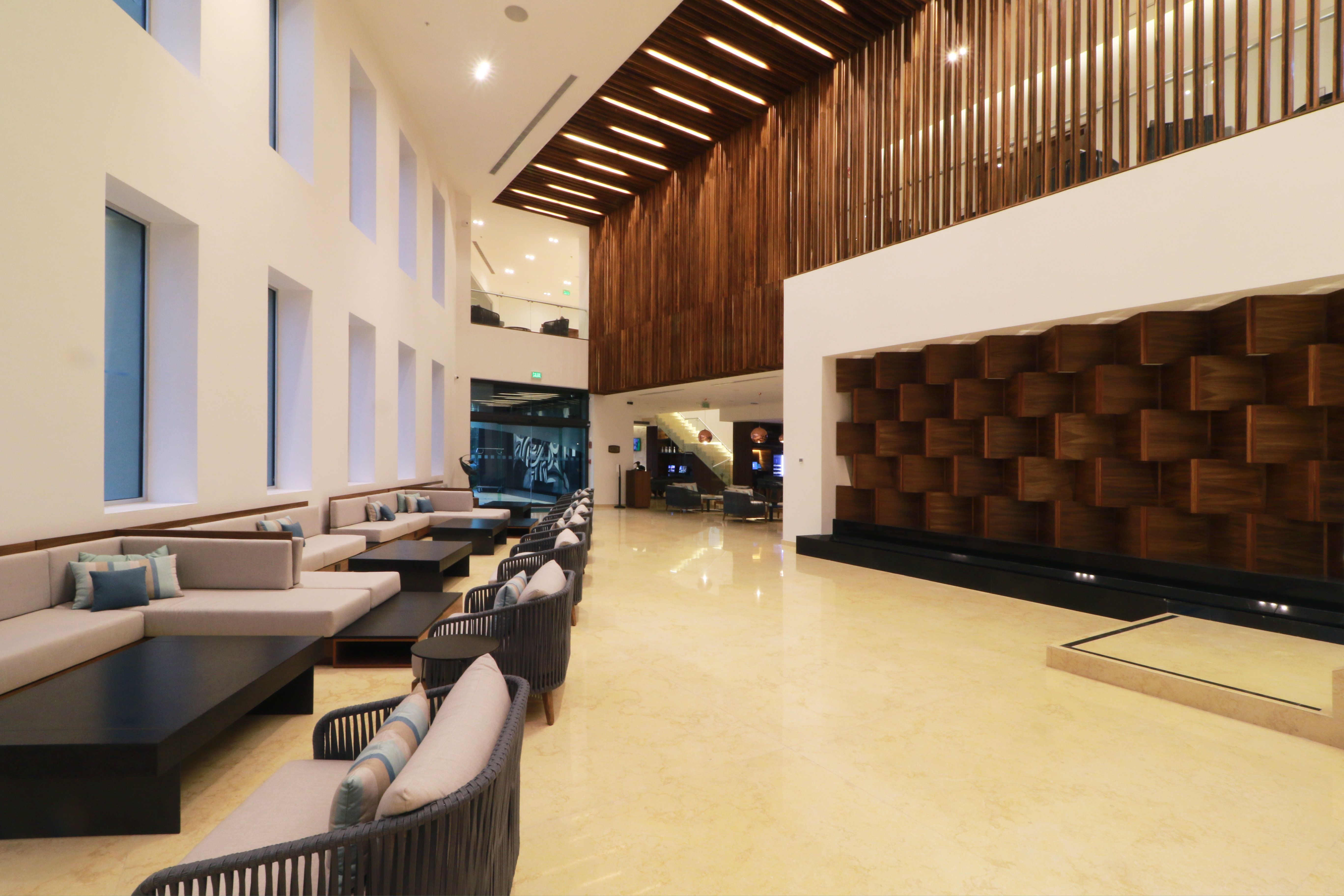 Holiday Inn and Suites Puerto Vallarta Marina and Golf 51/78