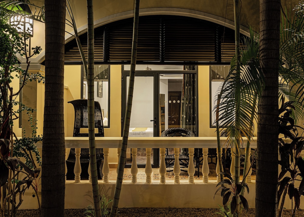 Pavillon D Orient Boutique Hotel 3/50