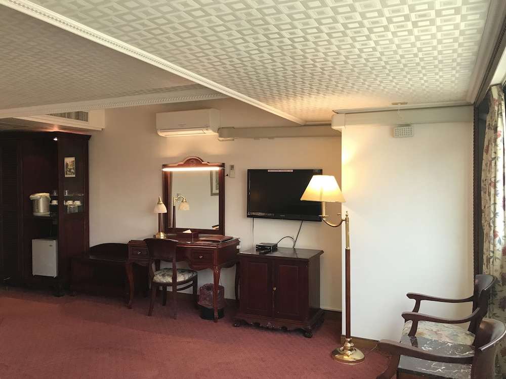 Sunrise Hotel 25/44