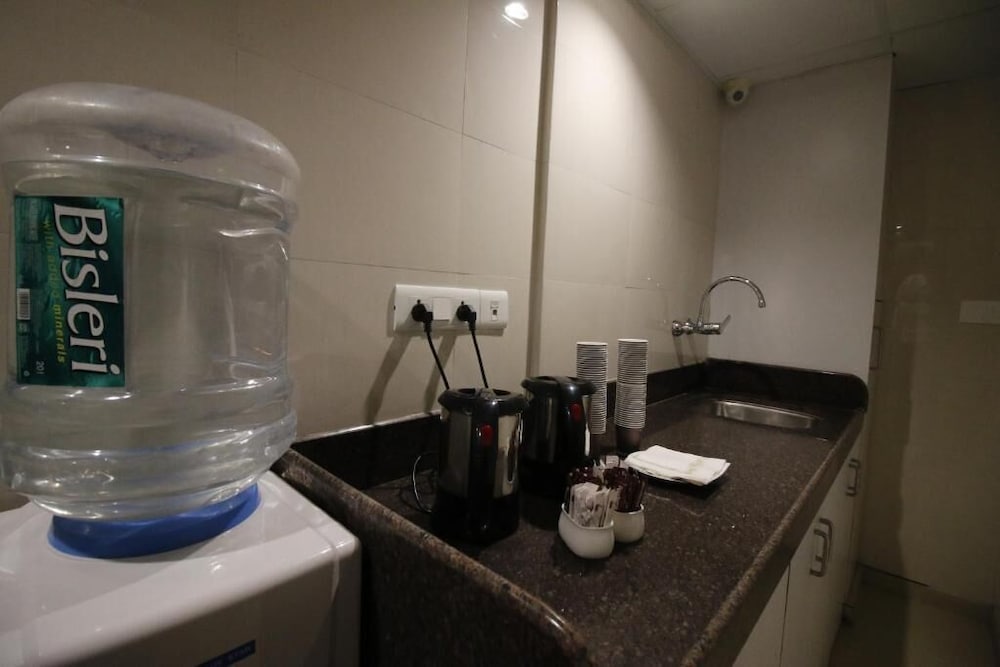 7 Apple Hotel 32/60