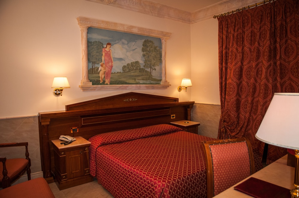 Hotel Palladium Palace 33/76