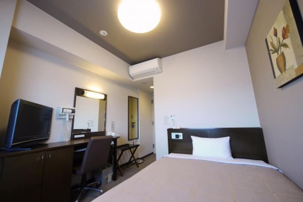 Hotel Route-Inn Higashimuroran Ekimae 13/60