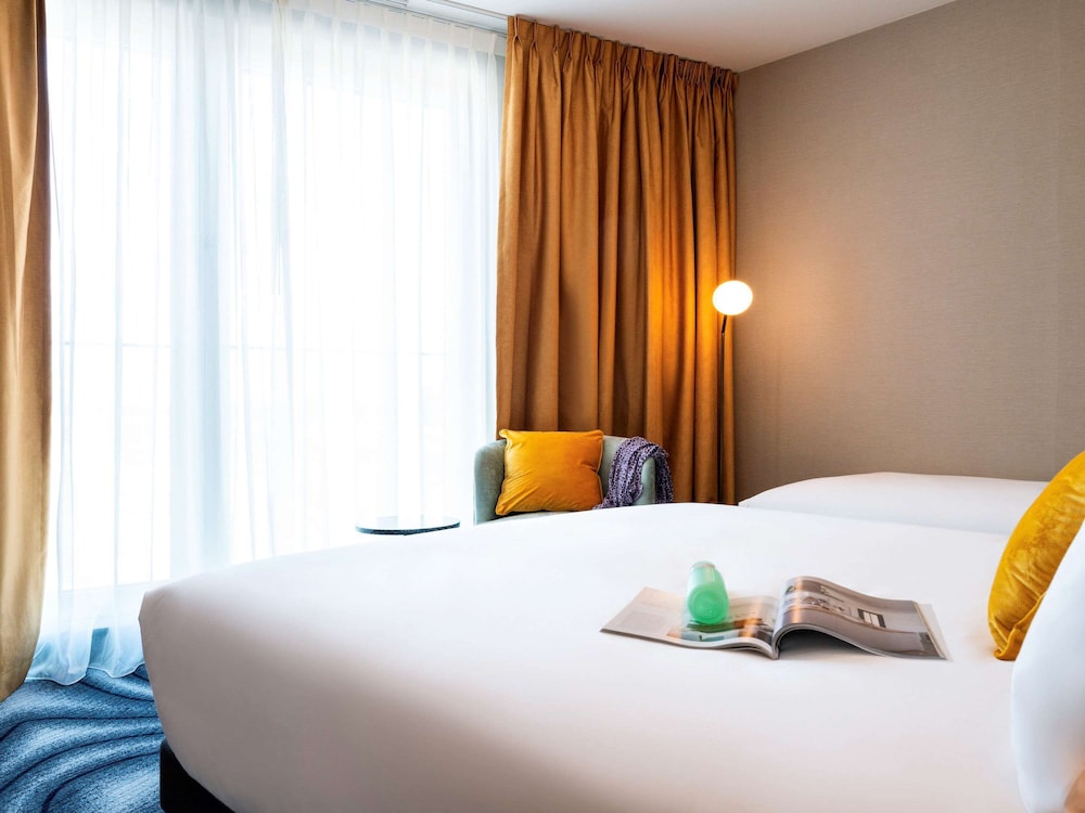 Mercure Amsterdam North Station 27/67