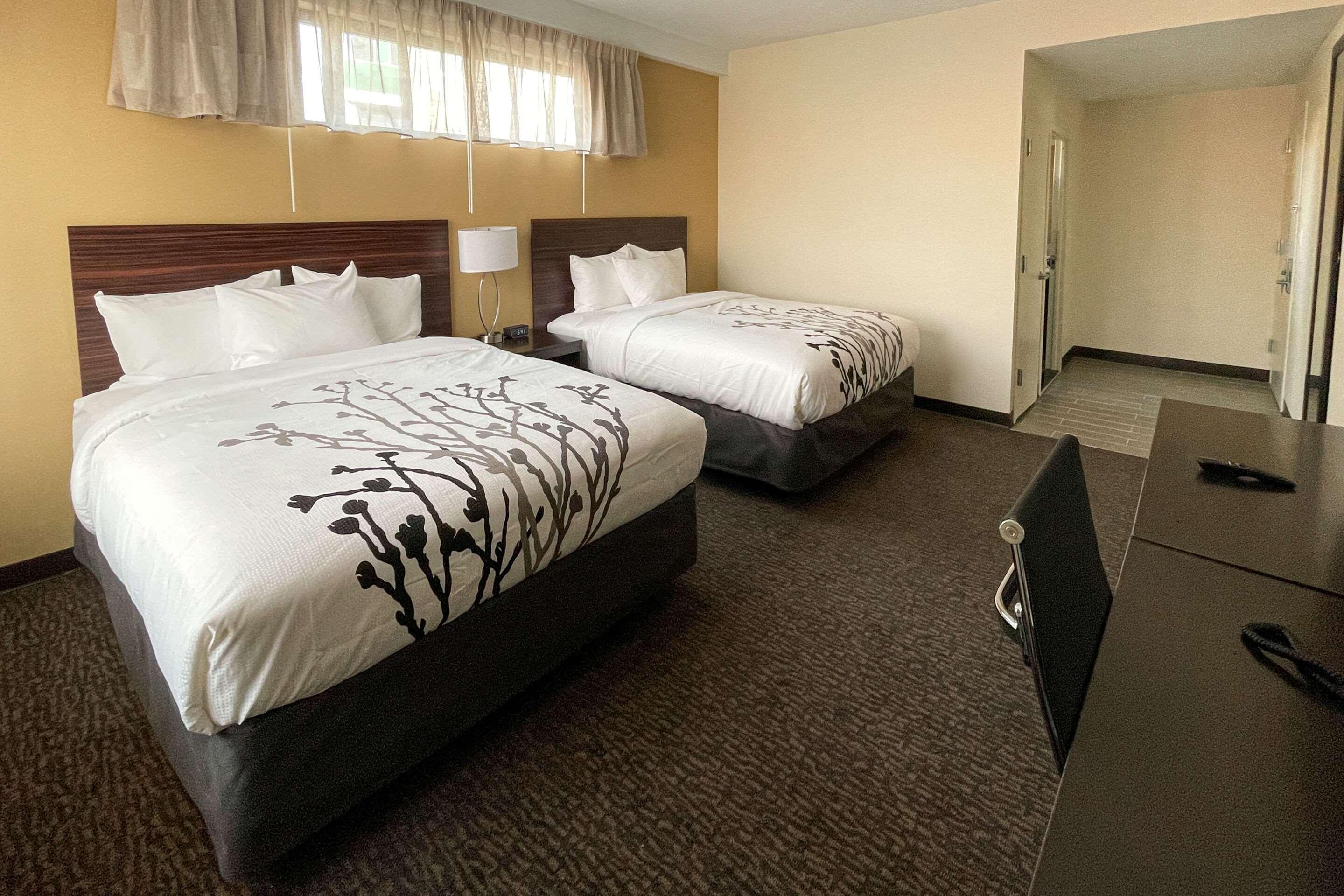 Sleep Inn 185th Street Bronx, NY 23/34