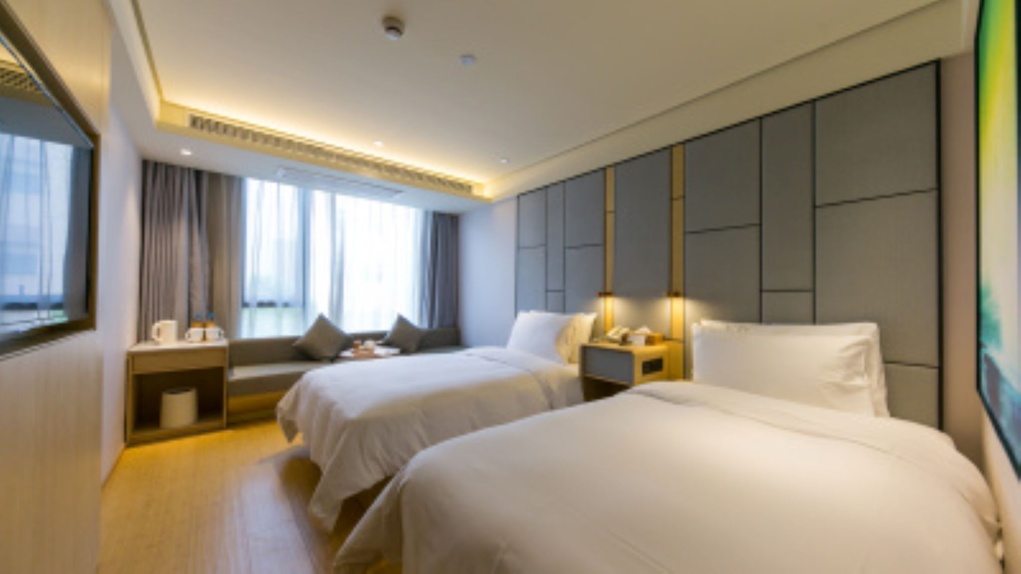 Ji Hotel (Shanghai Hongqiao Airport, Qixin Road) 9/18
