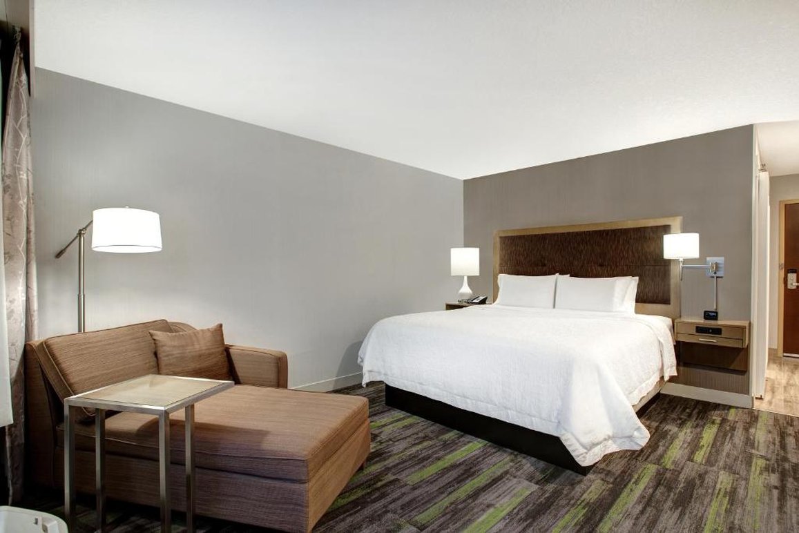 Ramada by Wyndham St. Paul AB 23/44