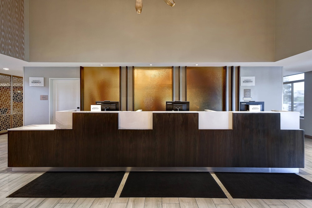 Fairfield Inn & Suites by Marriott Las Vegas Airport South 9/53