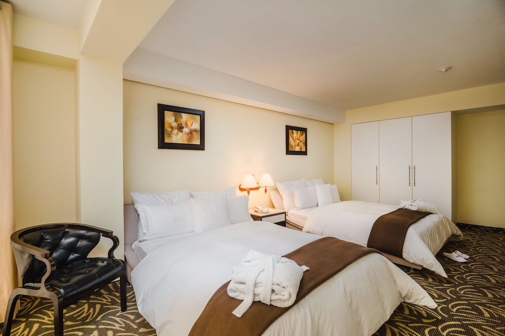 Hotel Nobility 16/47