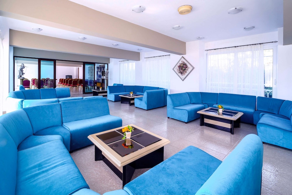 Lito Hotel 41/66