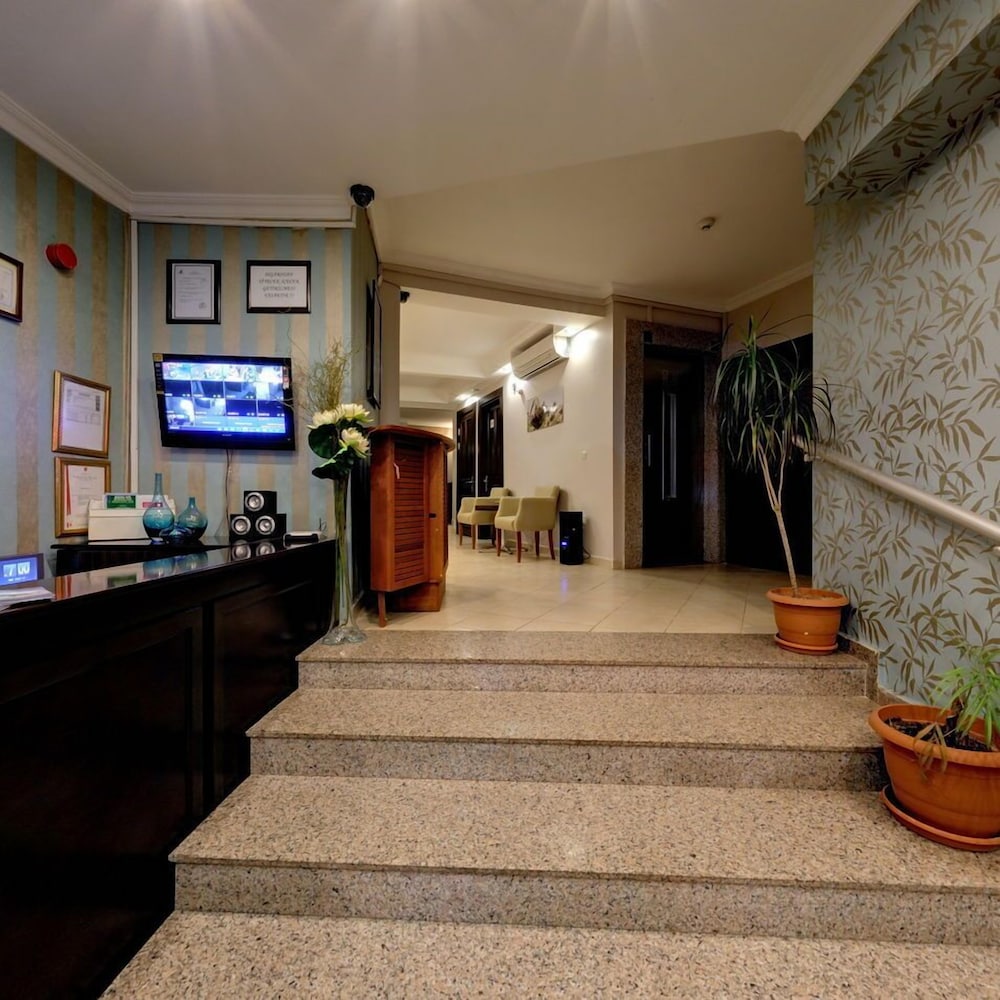 Marine House Boutique Hotel 3/51