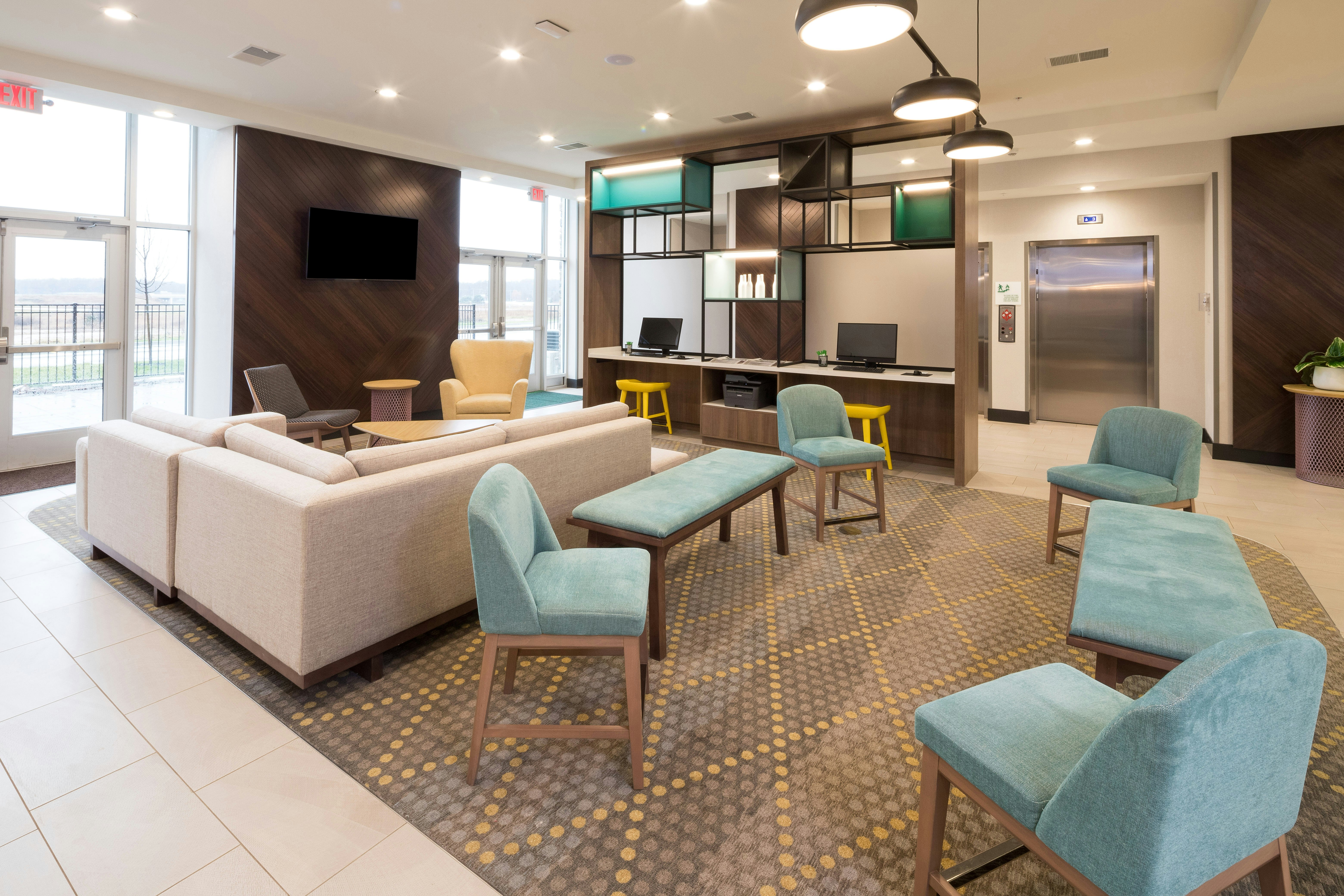 Holiday Inn Kalamazoo West 23/44
