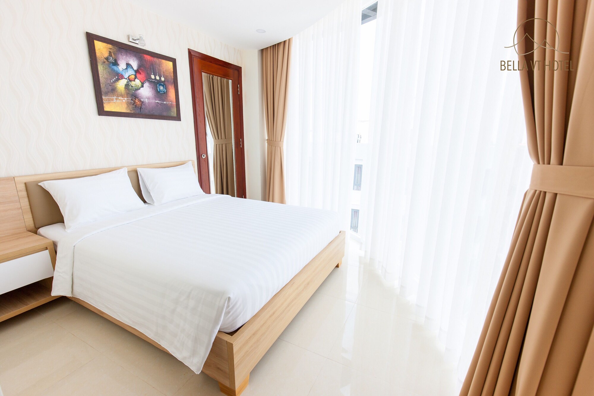 DELUXE, DOUBLE BED, WITH VIEW
