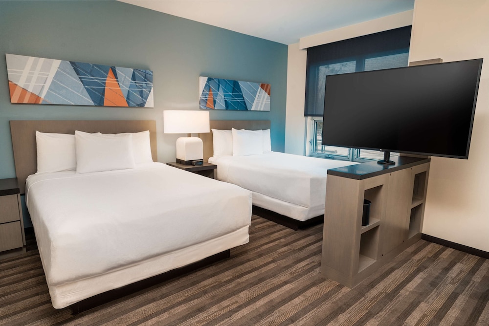 Studio, Suite, 2 Queen Beds, Sofa