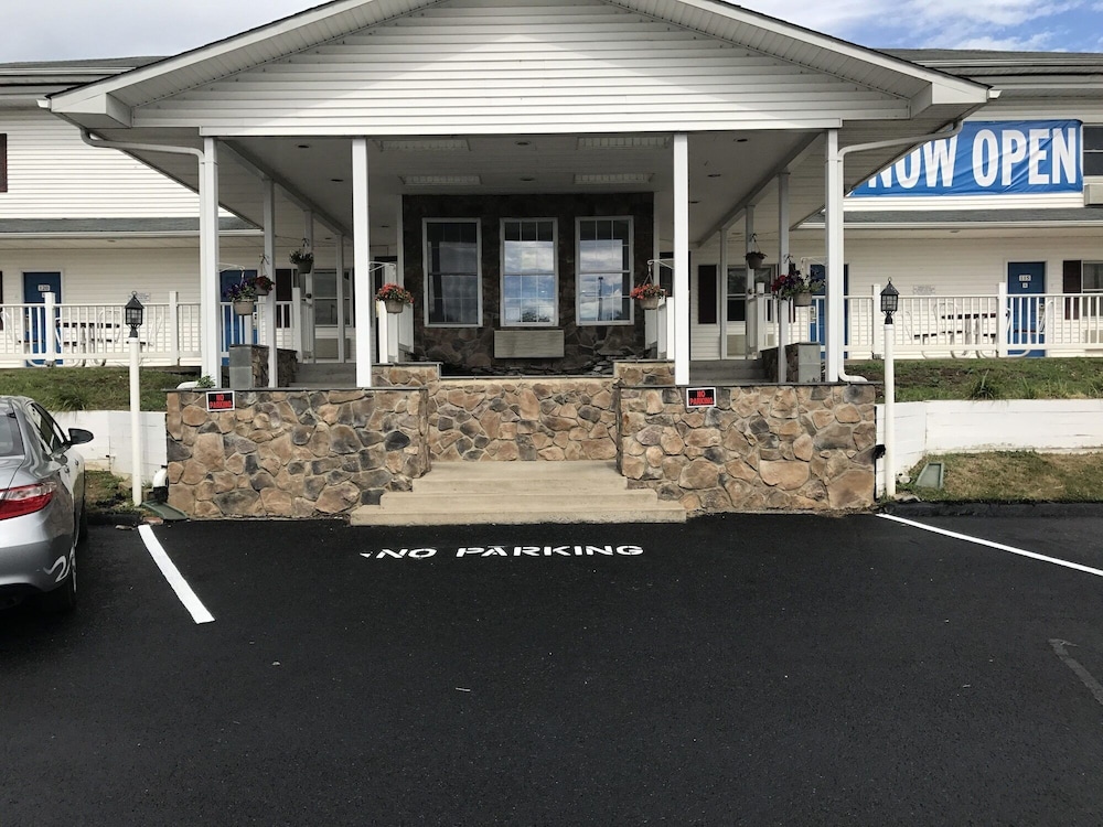 Motel6 Front Royal, VA 48/53