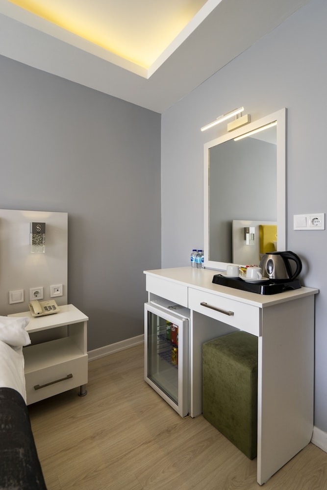 SAYEBAN GOLD HOTEL 54/65