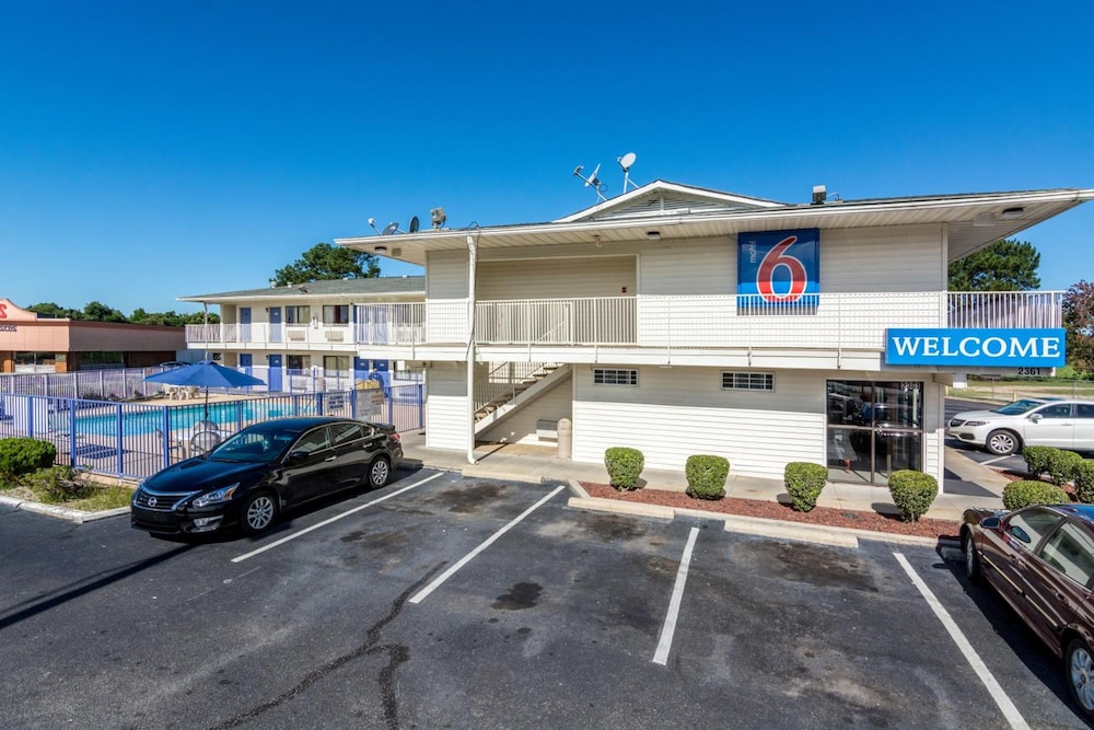 Motel6 Lumberton, NC 36/41