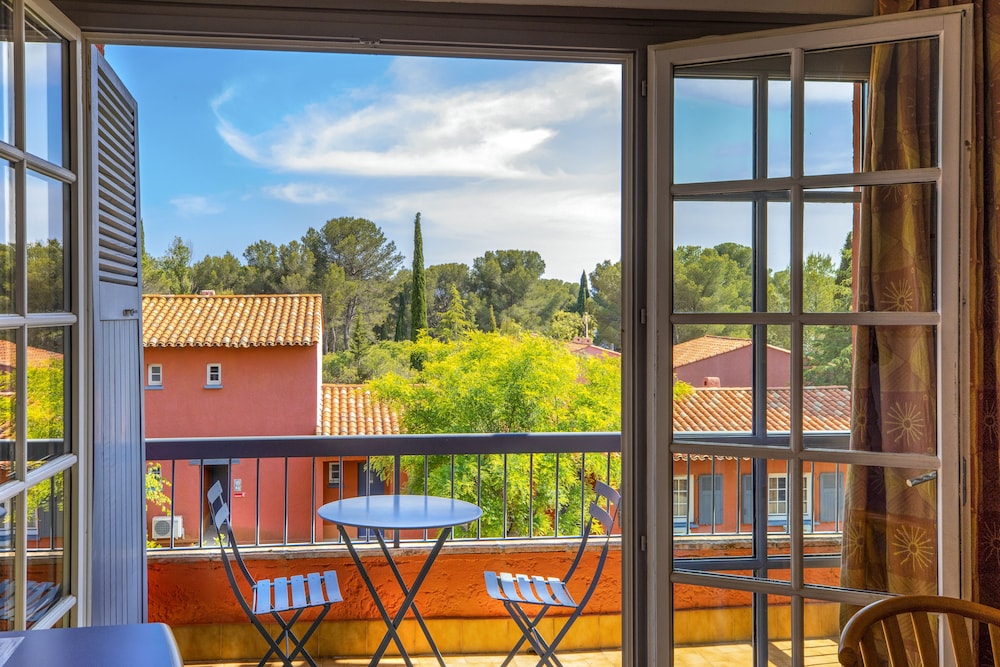 Belambra Hotels And Resorts Les Chenes Verts 53/64