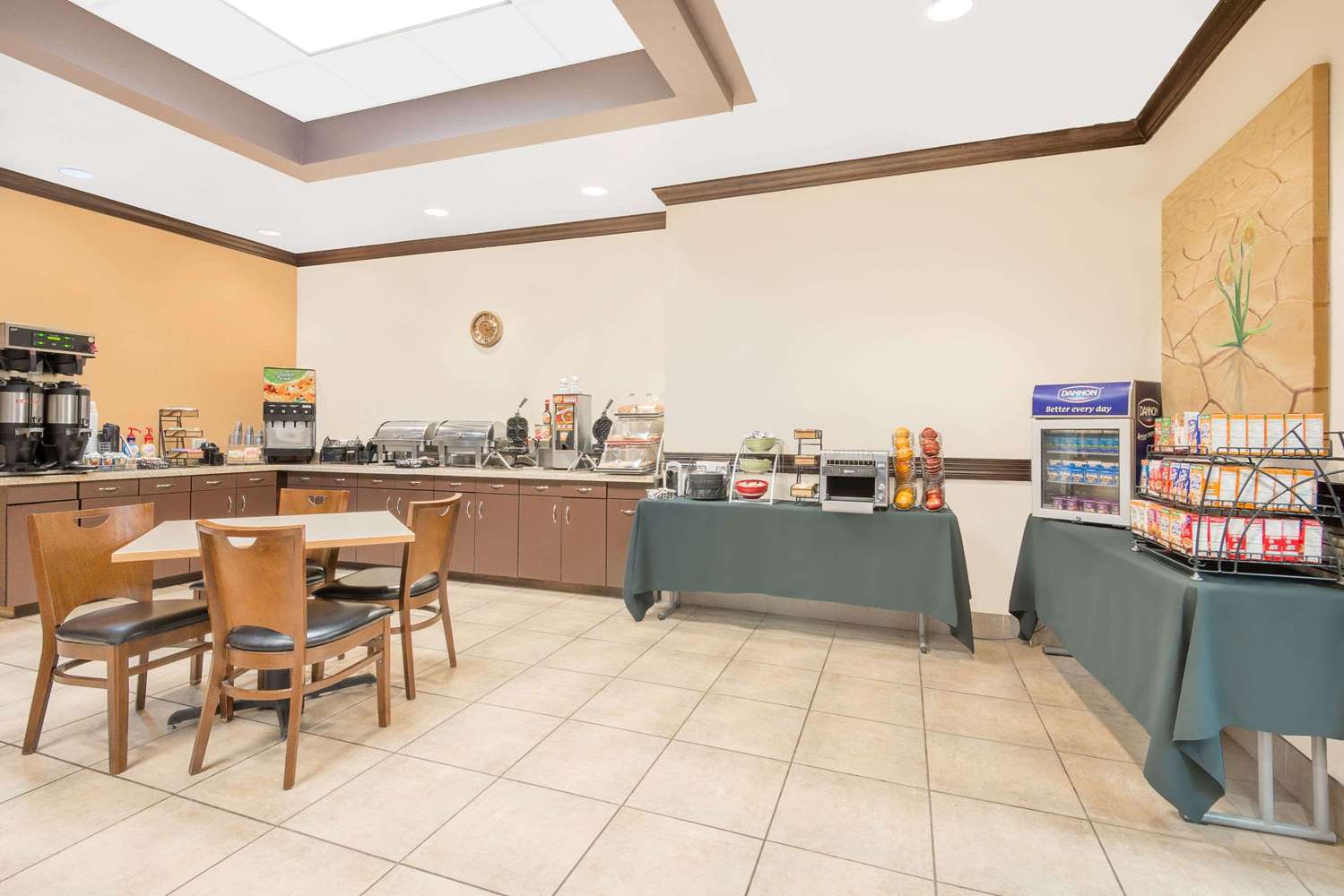 Hawthorn Suites by Wyndham Lubbock 67/92