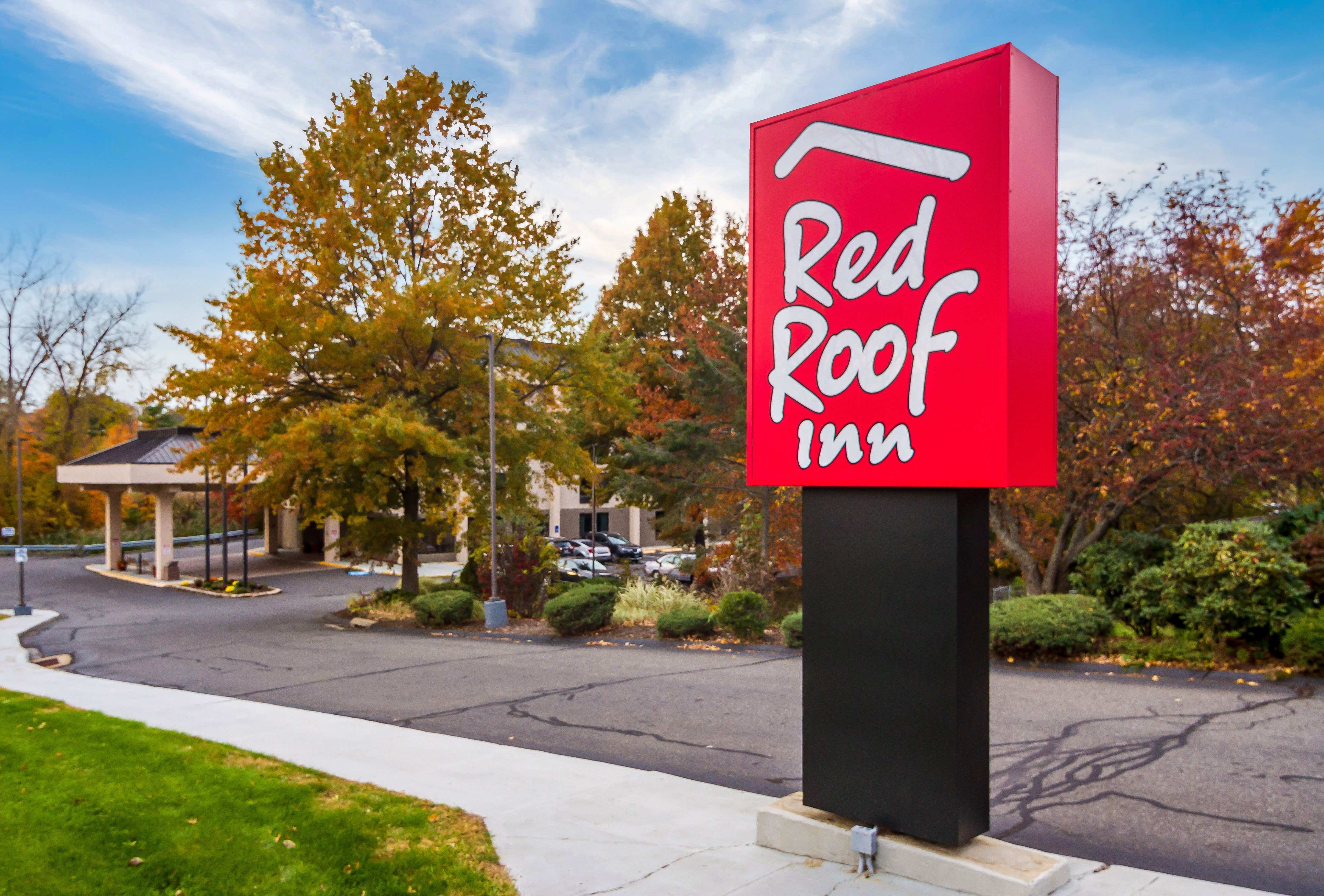 Red Roof Inn Meriden 8/9