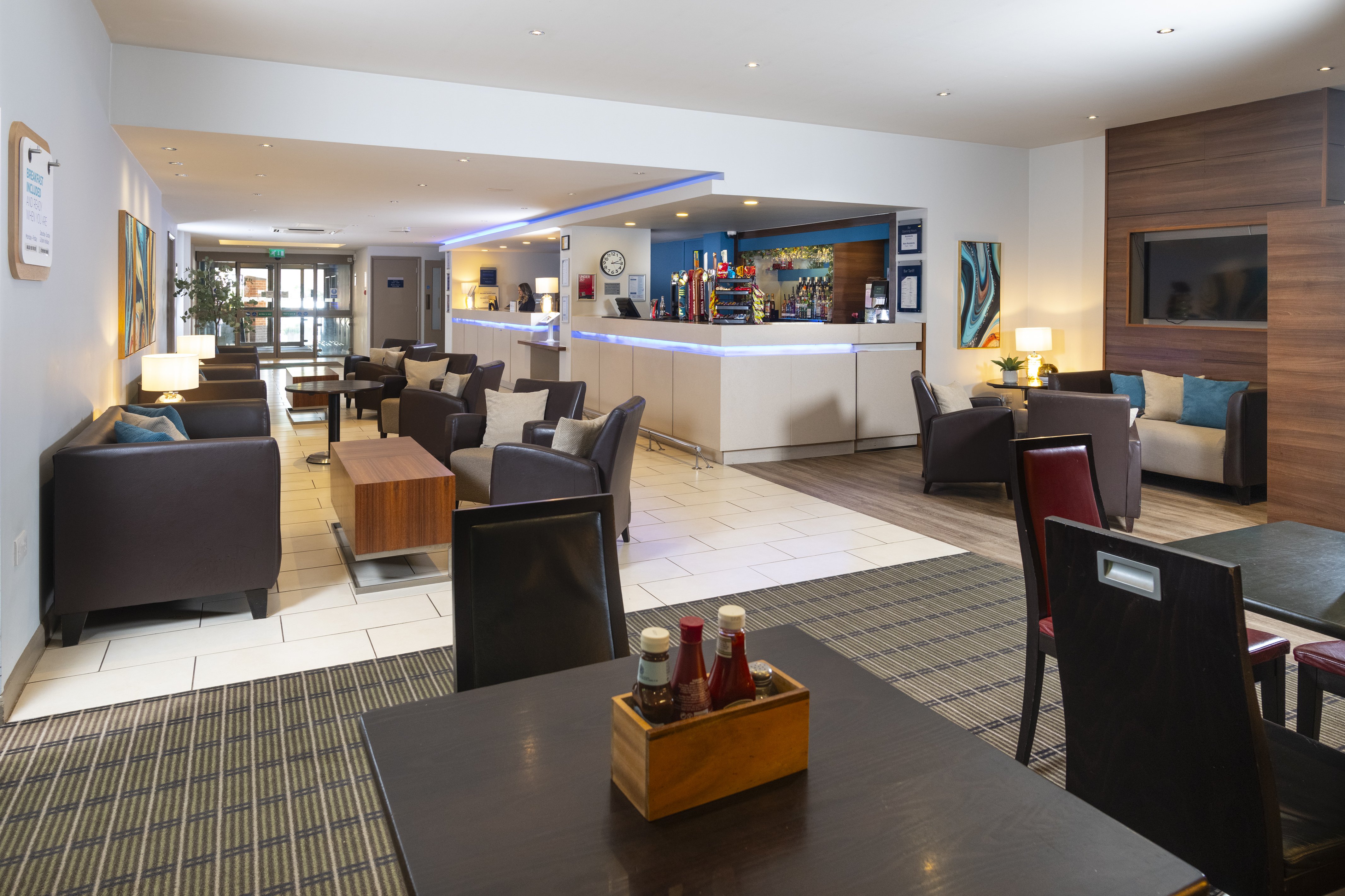 Holiday Inn Express Taunton 29/55