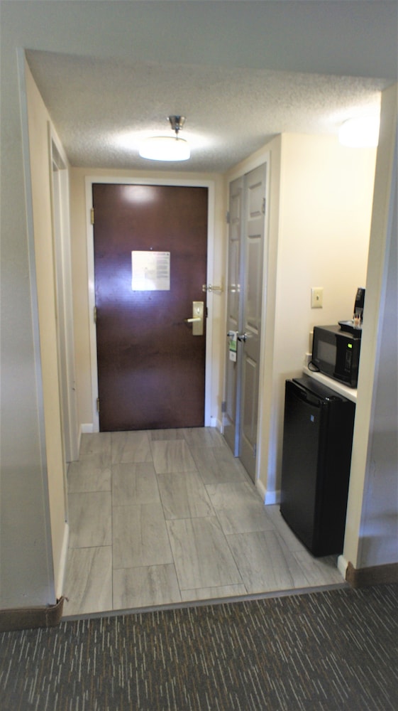 Wingate by Wyndham Chattanooga 4/32