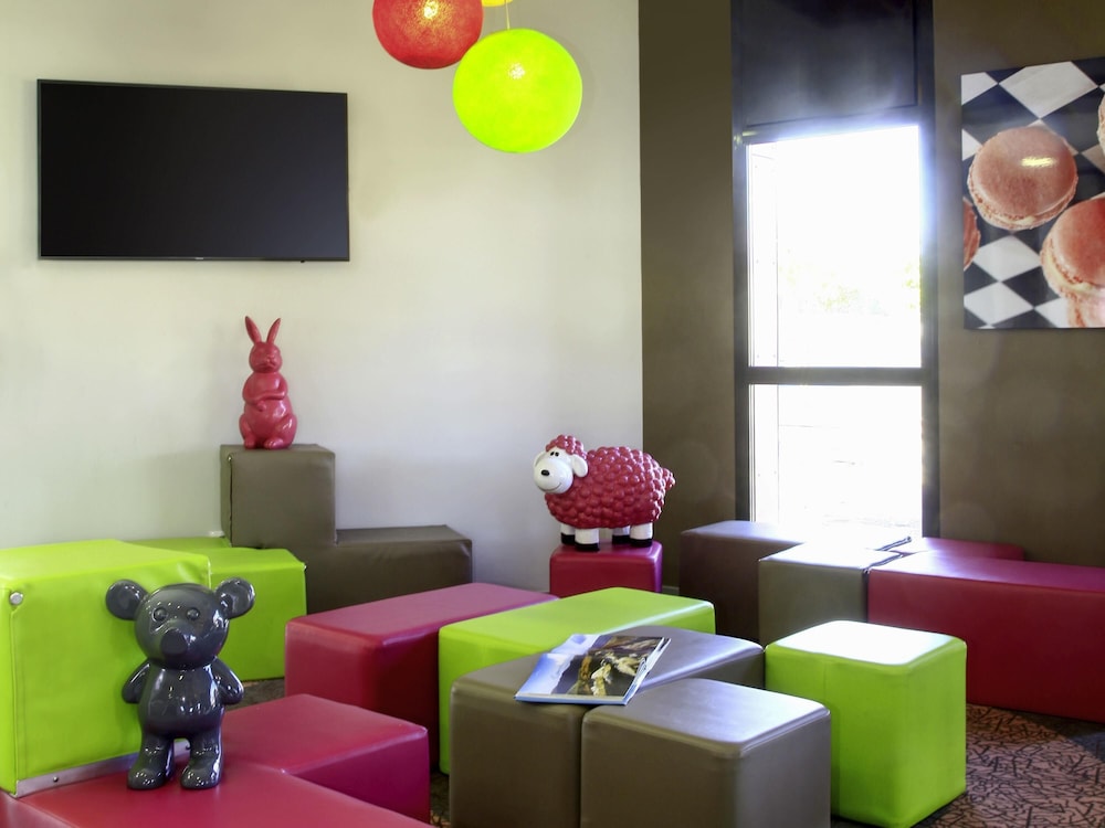 Ibis Styles Castres 45/63