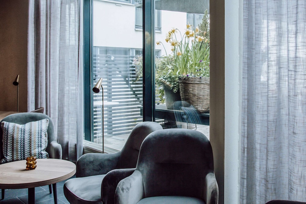 Home Hotel Odin 12/61
