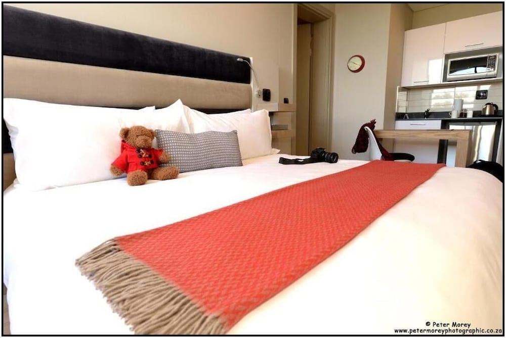 The Lakes Boutique Lodge 6/50