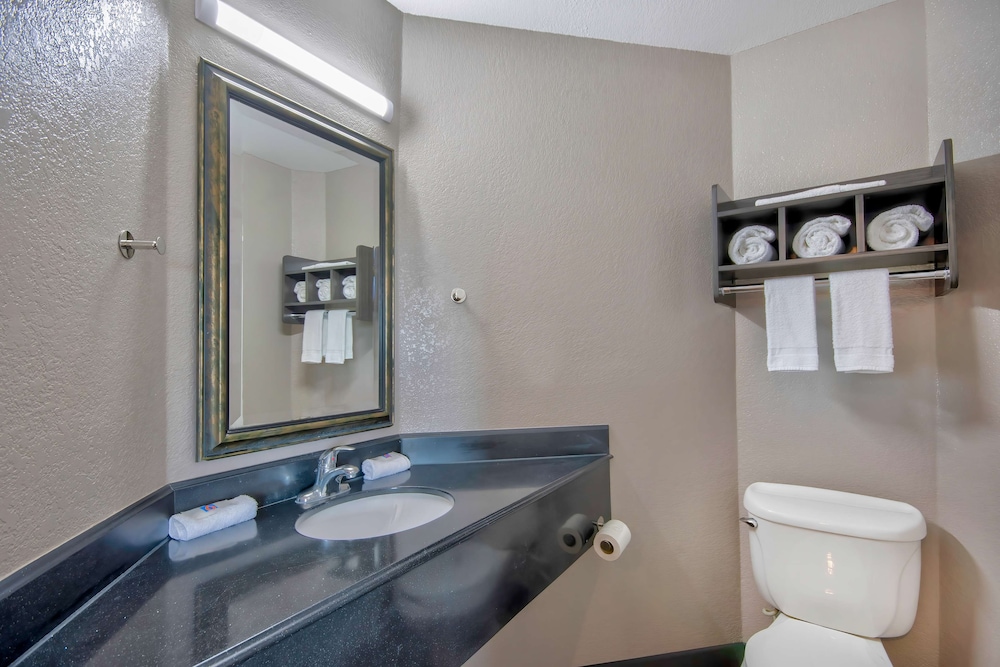 Motel6 Harlingen, TX 50/52