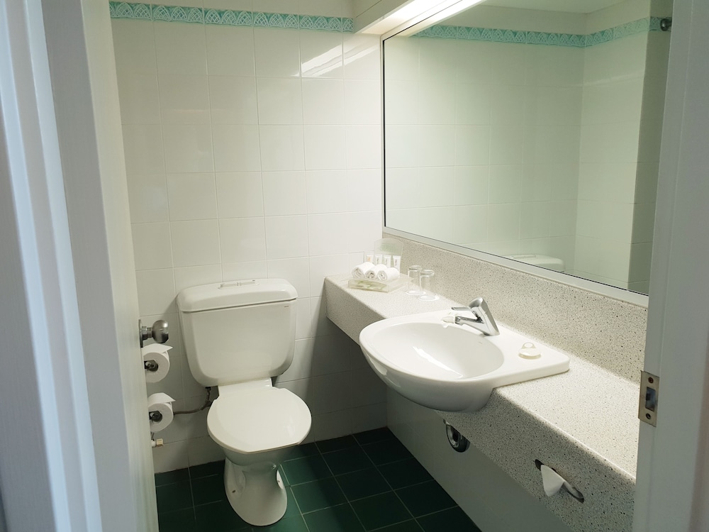 Cairns Harbourside Hotel 18/60