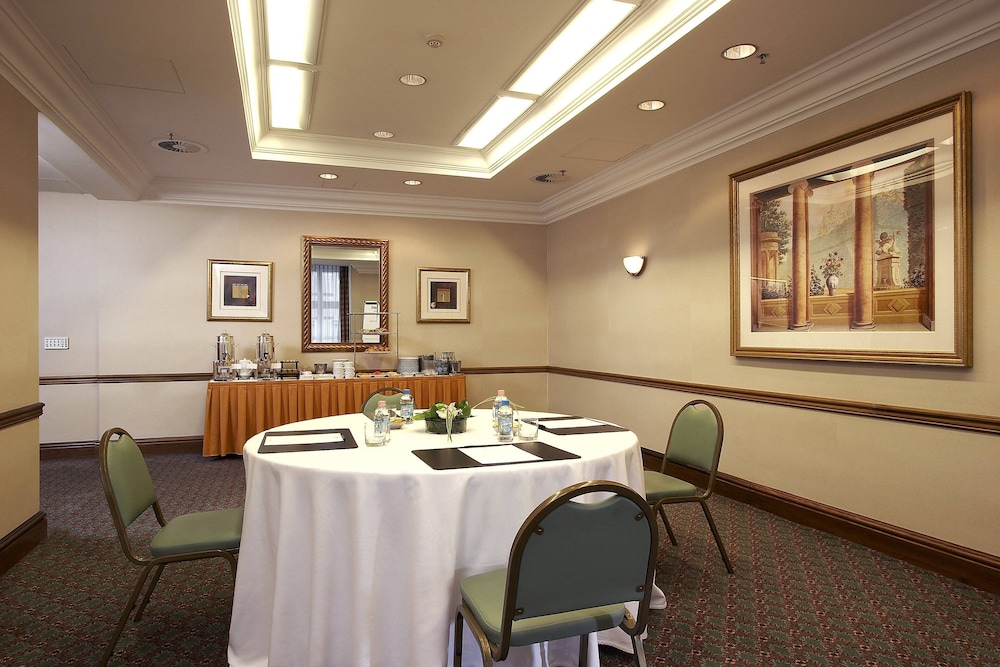 Marriott Millennium Court Executive Apartments Budapest 29/30