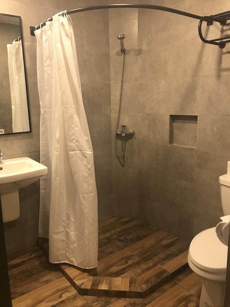Cebu R Hotel Capitol 30/34