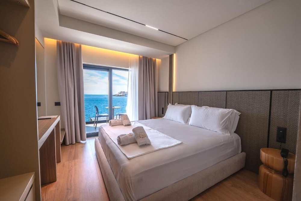 GRAND HOTEL SARANDA 13/50