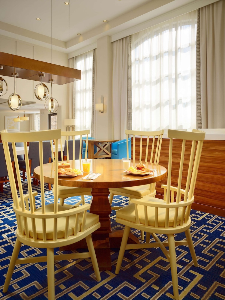 Sonesta ES Suites Houston Galleria 38/45