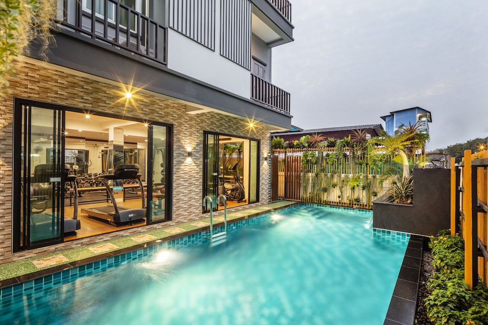 Penyos Residence 15/73