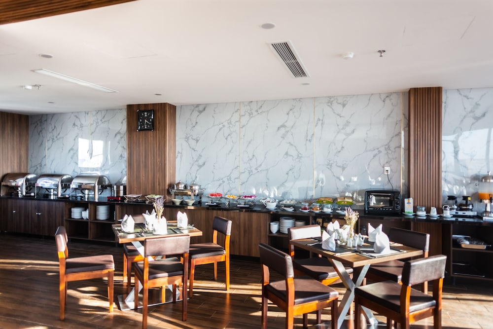 restaurant-cafeteria