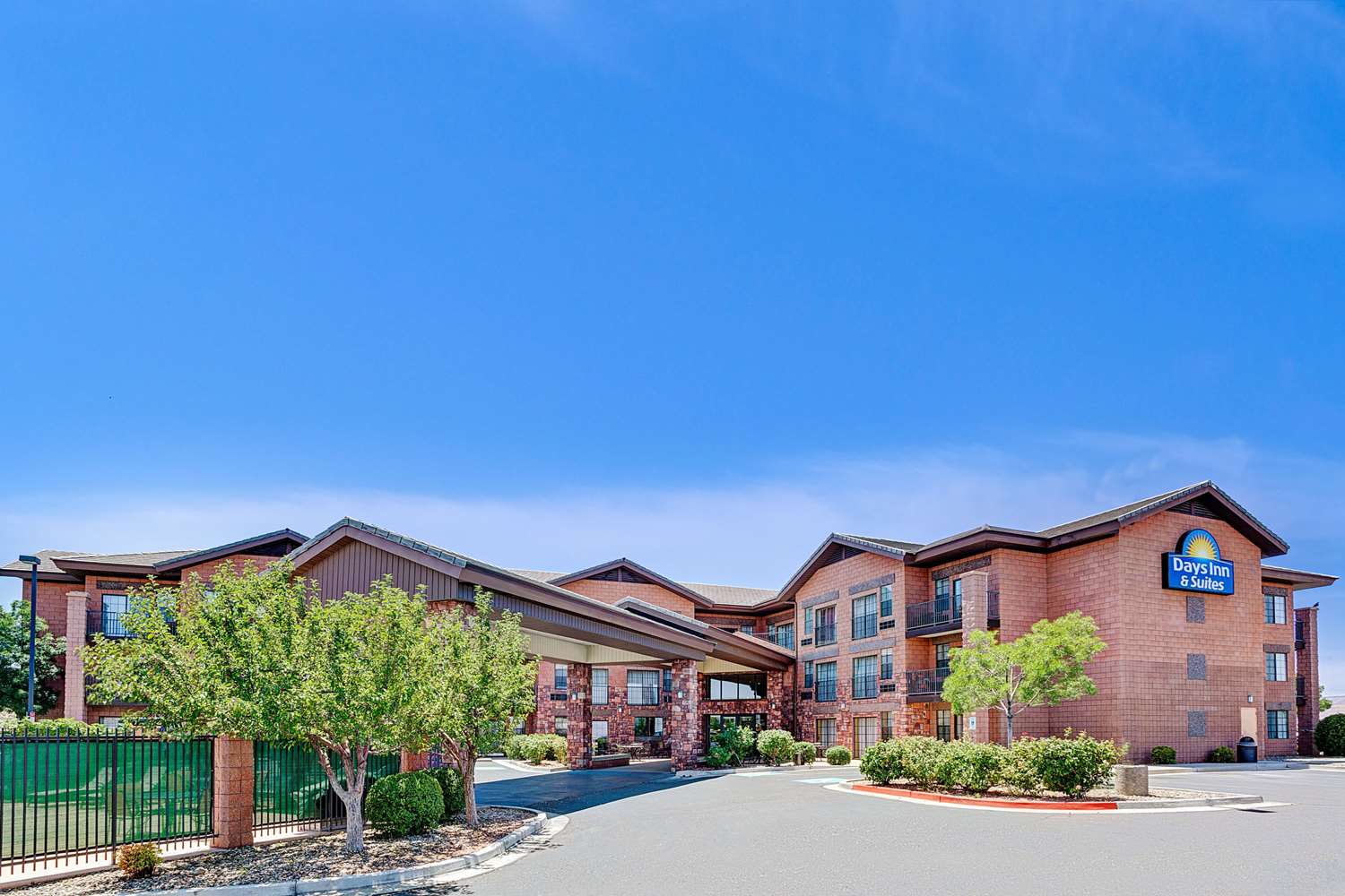 Days Inn and Suites by Wyndham Page Lake Powell 2/31